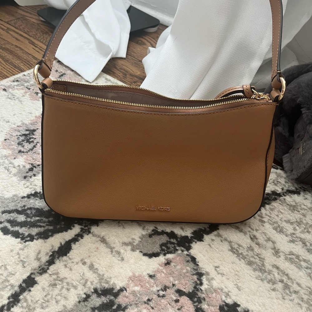 Michael Kors brown shoulder and crossbody strap